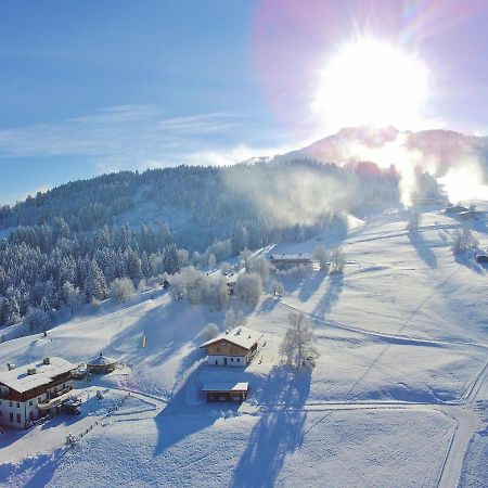 Chalet On The Ski Slope In St Johann In Tyrol Apfeldorf Екстериор снимка