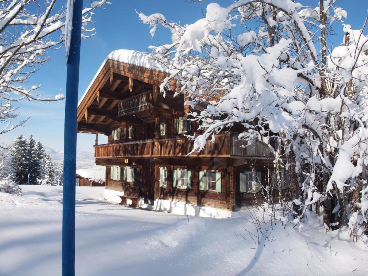 Chalet On The Ski Slope In St Johann In Tyrol Apfeldorf Екстериор снимка